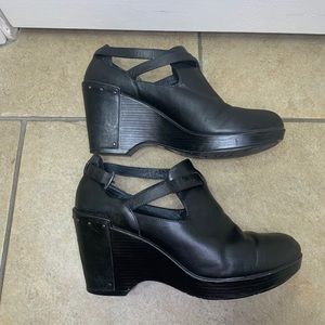 Dansko Franka Black Wedge Bootie Shoes size 40